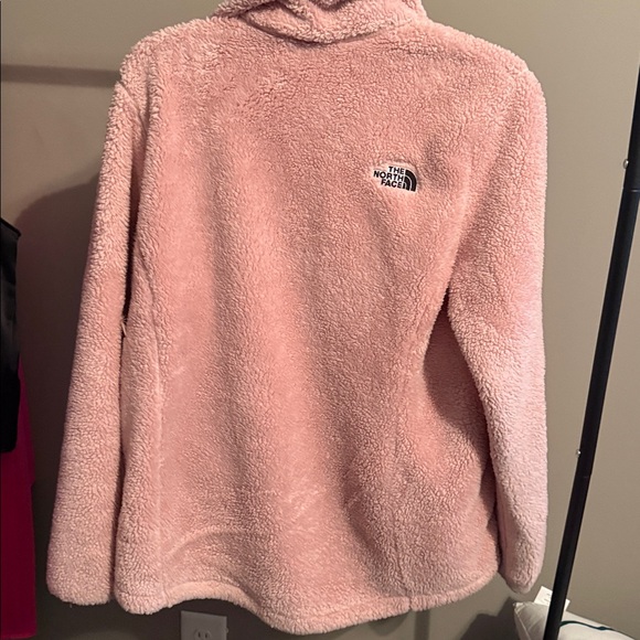 The North Face Women's Soft Pink Teddy Jacket - Picture 4 of 4